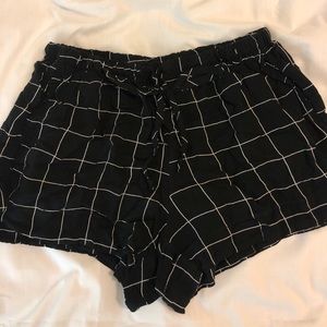 Brandy Melville flowy shorts